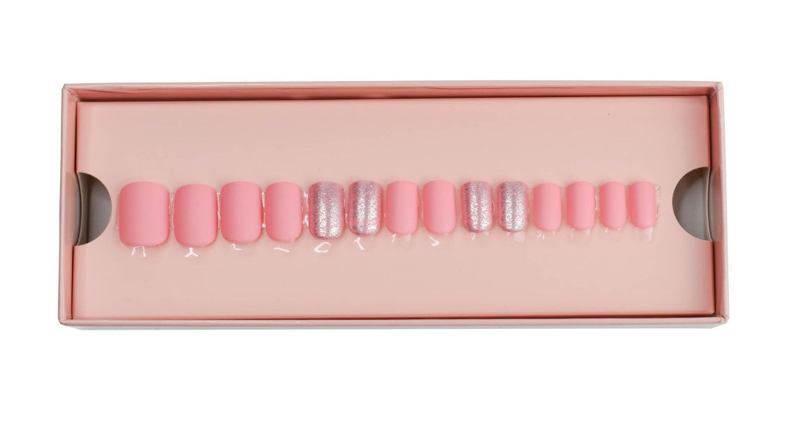 Hotlines Moscato Press On Nails