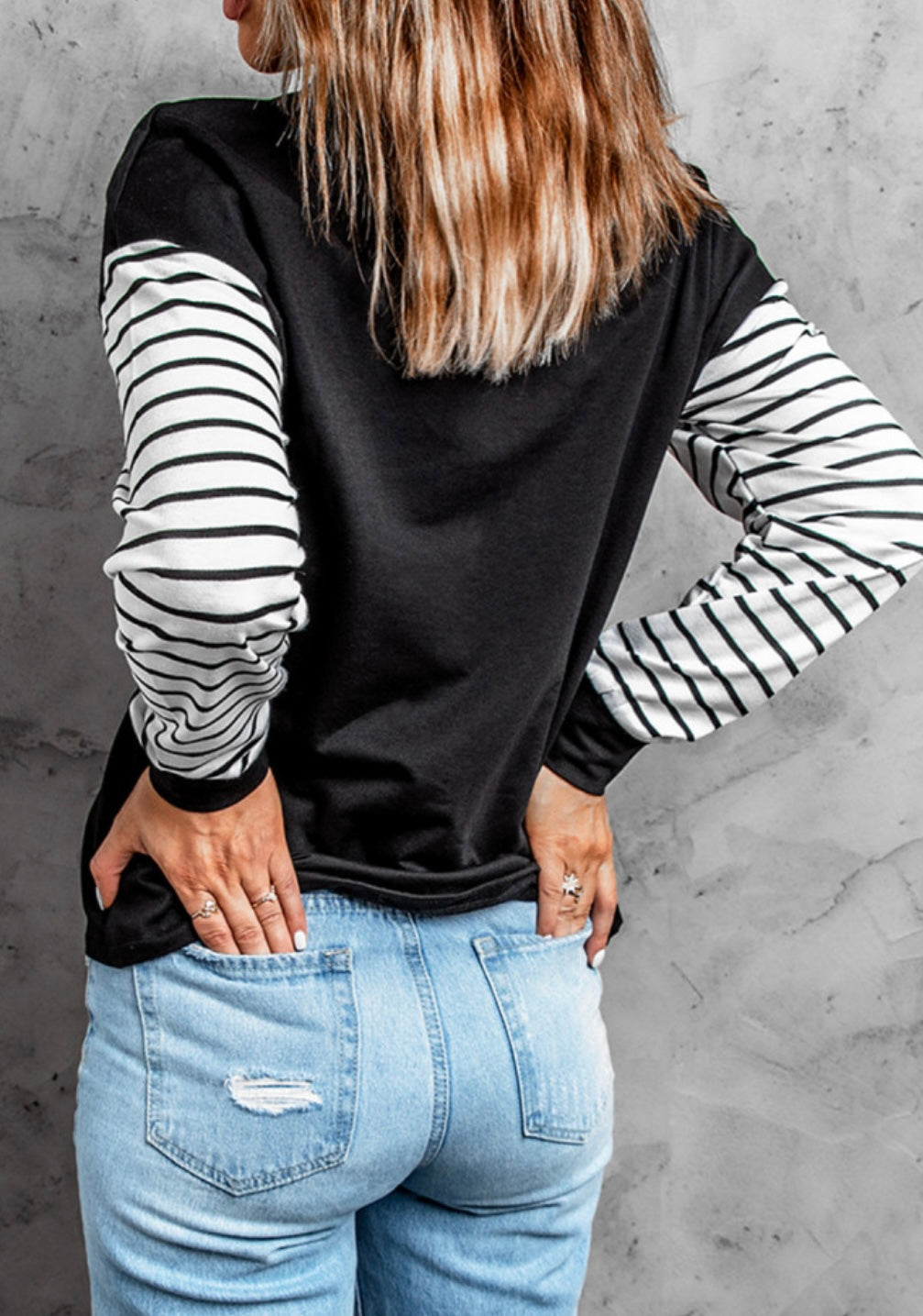 Floral Steer Head Graphic Sweatshirt