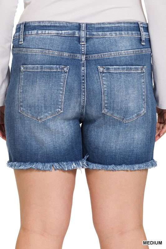 ZENANA PLUS MID RISE RAW FRAYED HEM DENIM SHORTS