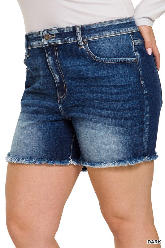 ZENANA PLUS MID RISE RAW FRAYED HEM DENIM SHORTS