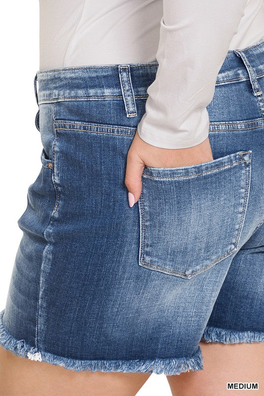ZENANA PLUS MID RISE RAW FRAYED HEM DENIM SHORTS