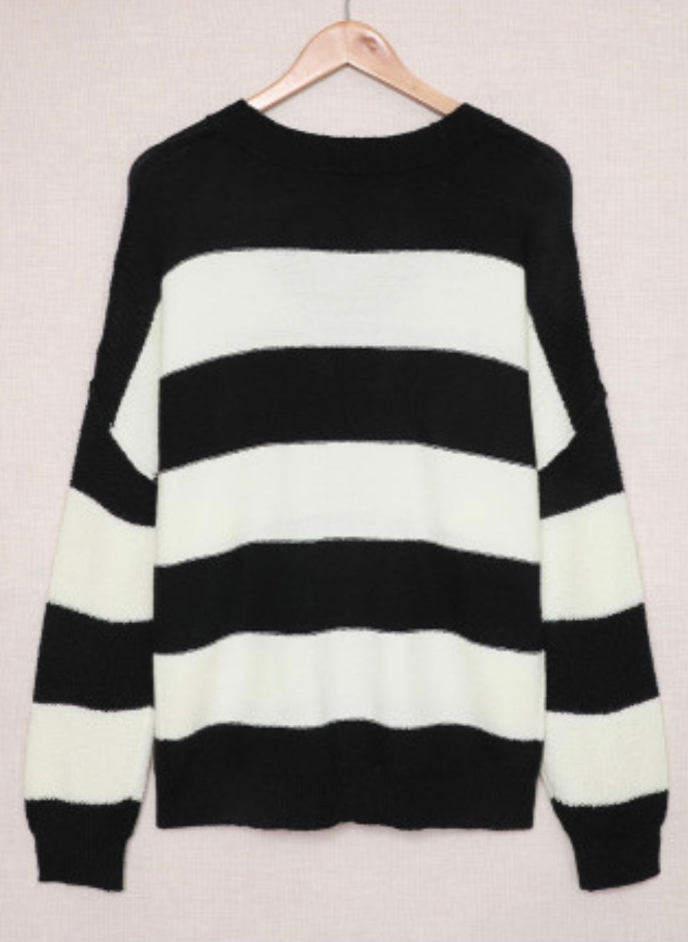 V Neck Loose Sweater-Curvy-2 color options