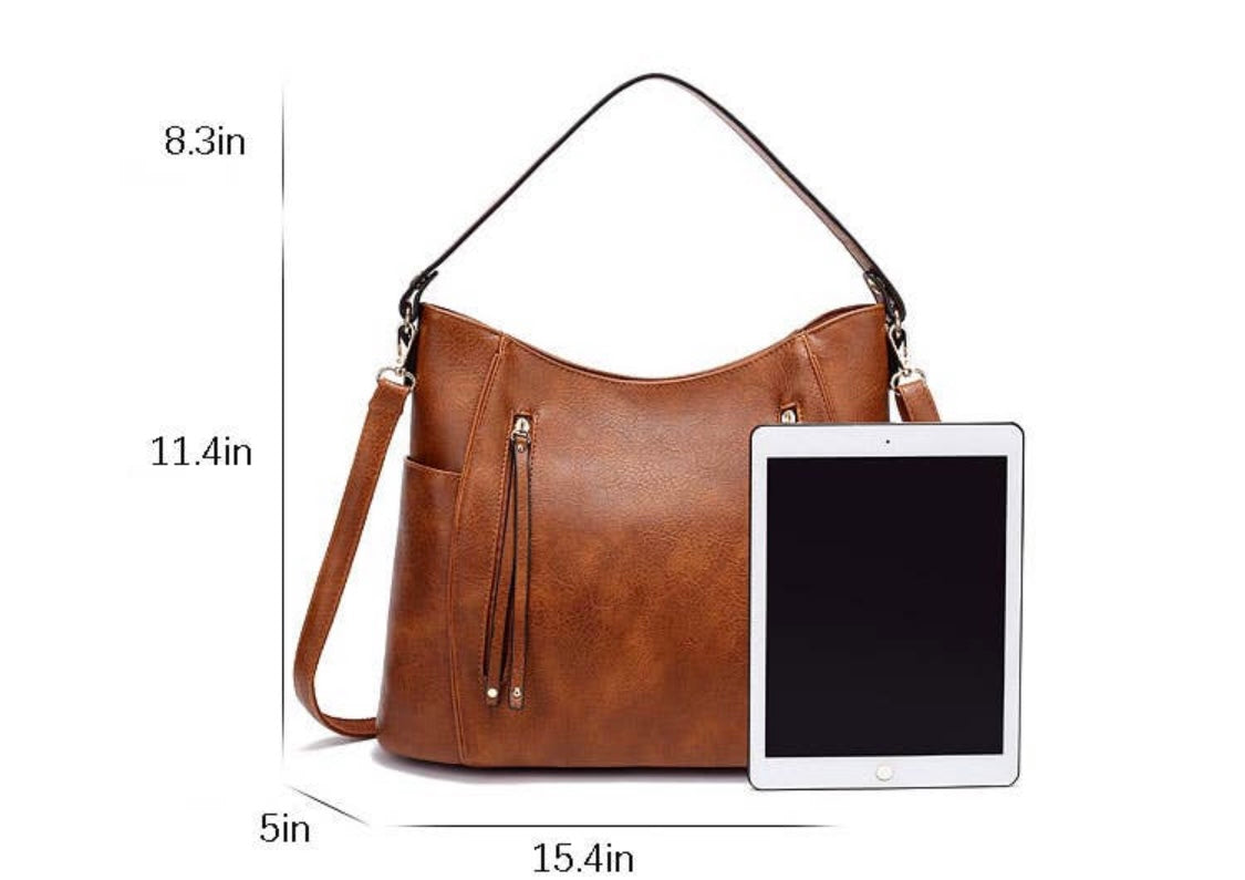 Single diagonal shoulder bags