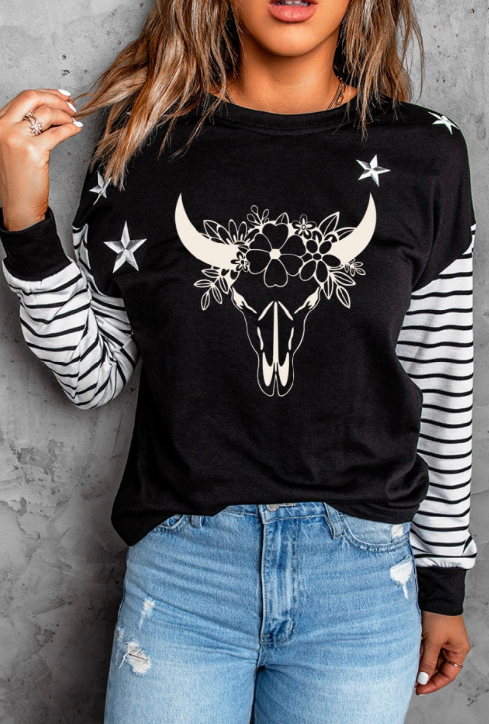 Floral Steer Head Graphic Sweatshirt