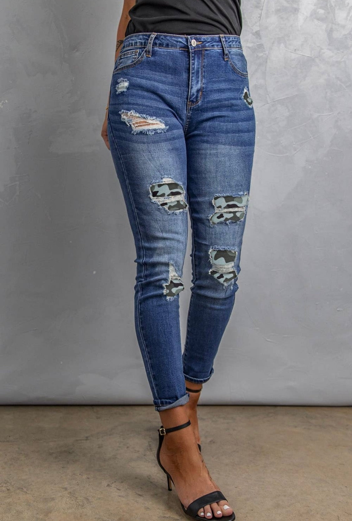 Camo Patch Destroyed Skinny Jeans