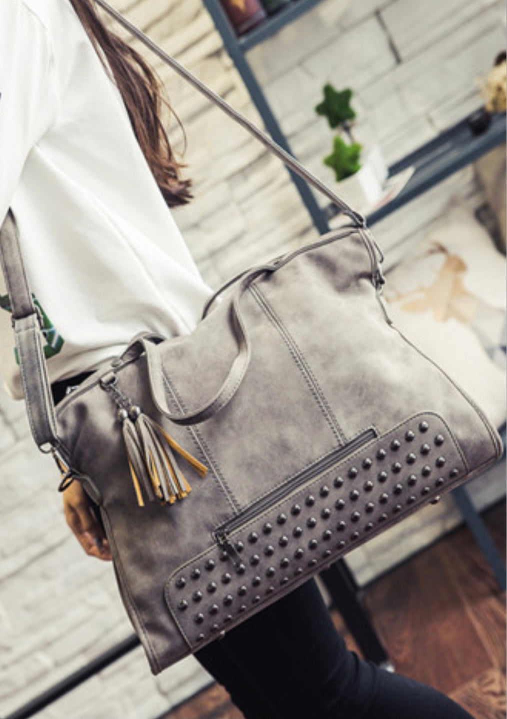 Vintage Studded Hand Bag-gray/black/or red