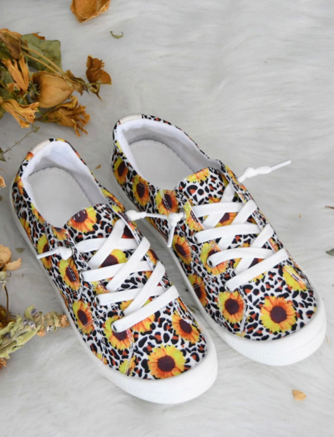 Leopard sunflower canvas shoes
