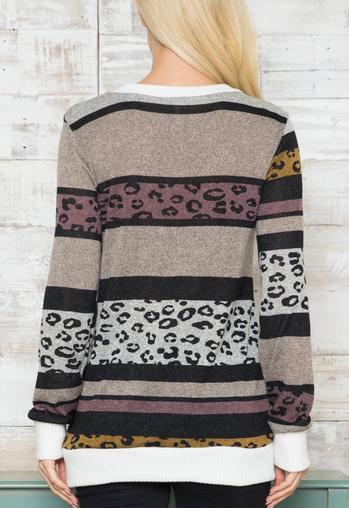 Acting Pro Lindsays Leopard Contrast Sweater Top