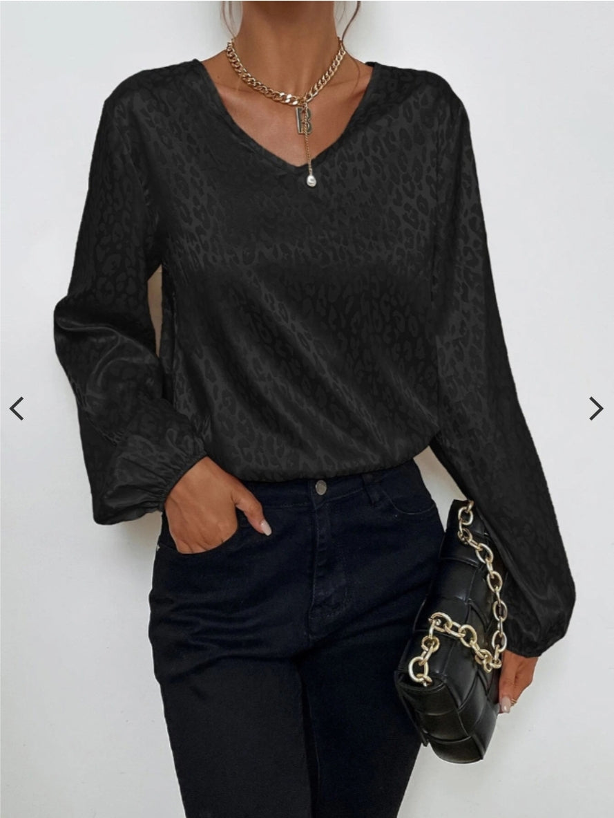V-Neck Leopard Puff Sleeve Shirt-Black & Apricot