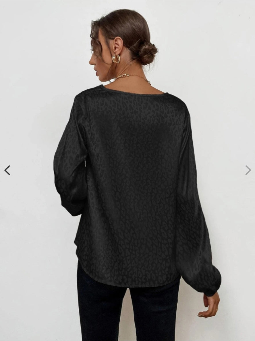 V-Neck Leopard Puff Sleeve Shirt-Black & Apricot