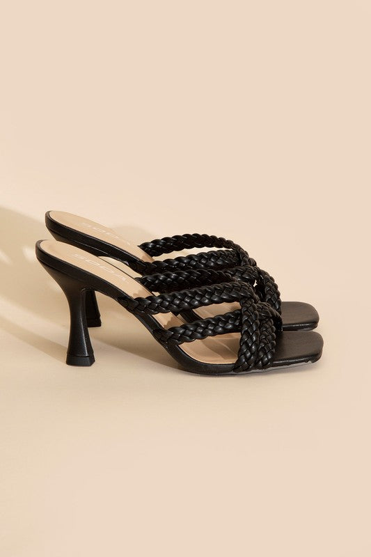 KELLAN DOUBLE CROSS BRAIDEDE HEELS