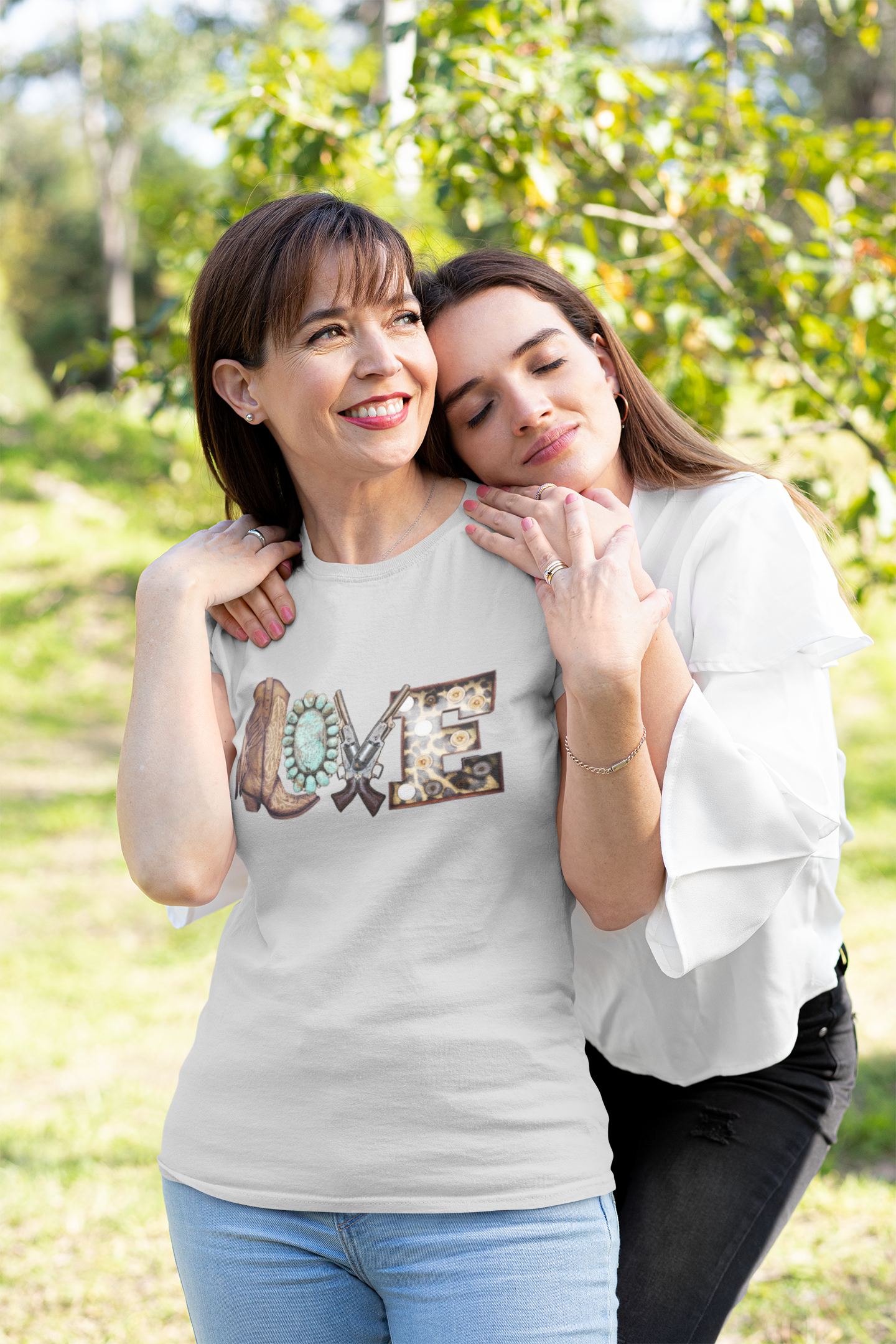 Western LOVE - Women's Favorite Graphic Tee