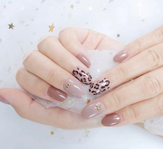 Hotlines Kitten Press On Nails