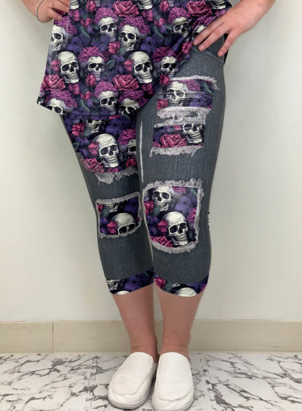 BLACK DENIM PINK PURPLE FLORAL & SKULLS CAPRI W/ BACK POCKETS