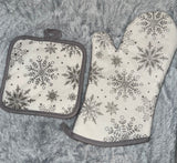 Christmas Holiday Matching Kitchen Mitt Sets