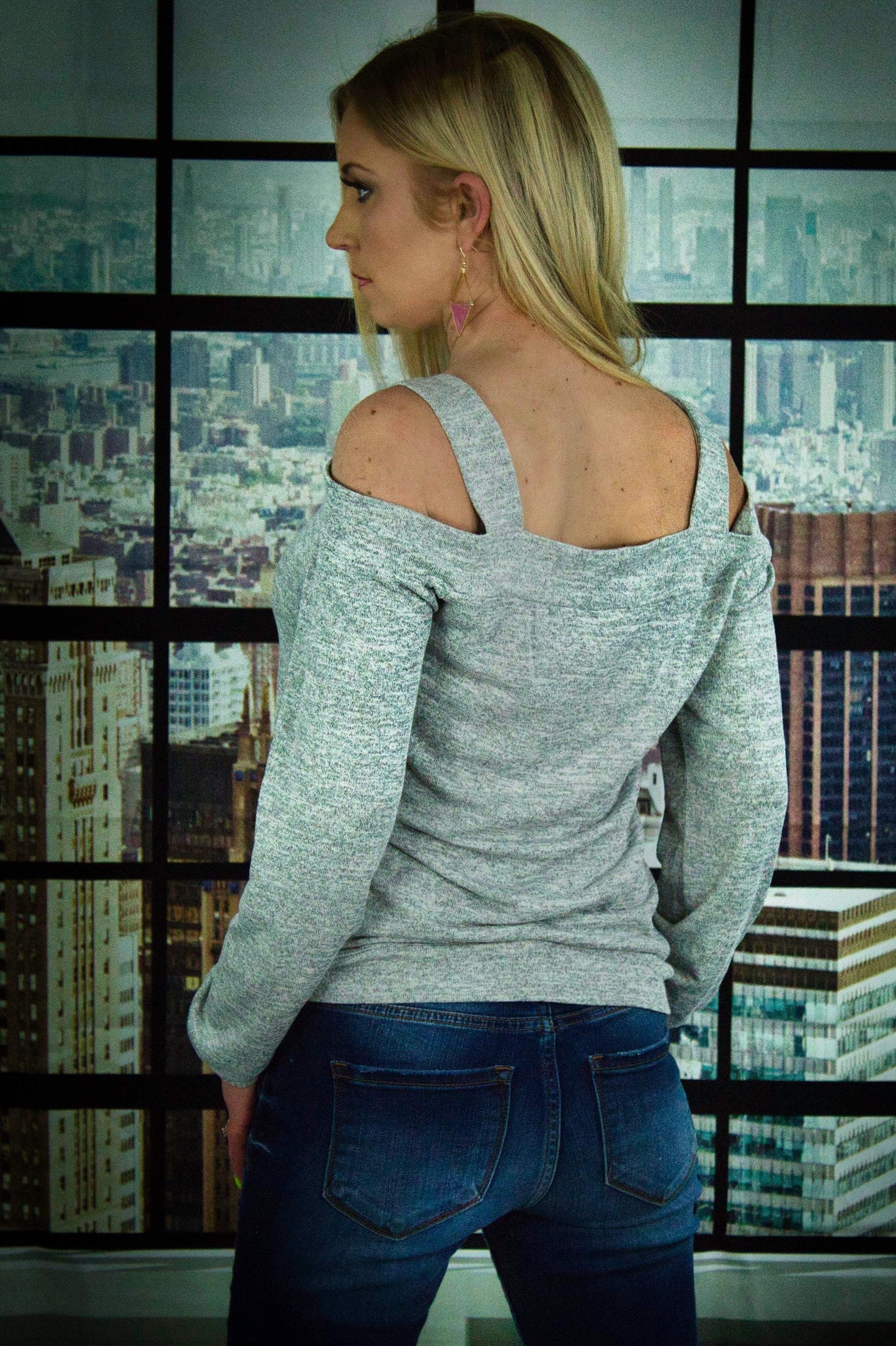 Grey Cold Shoulder Hollow-out Bust Knit Top