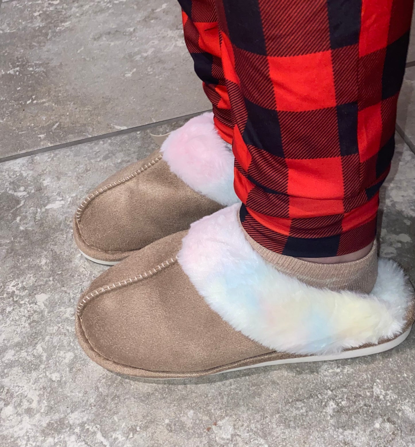Faux Suede Slippers with Tie-Dye Print Faux Fur Lining