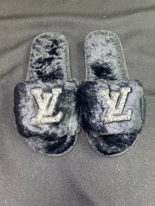 Super Soft Inspired Slippers