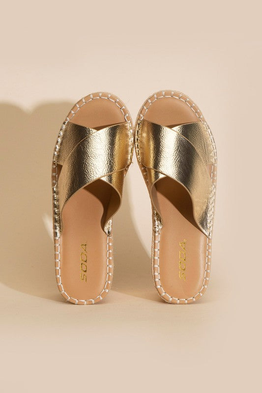 PARTNER RAFFIA PLATFORM SLIDES