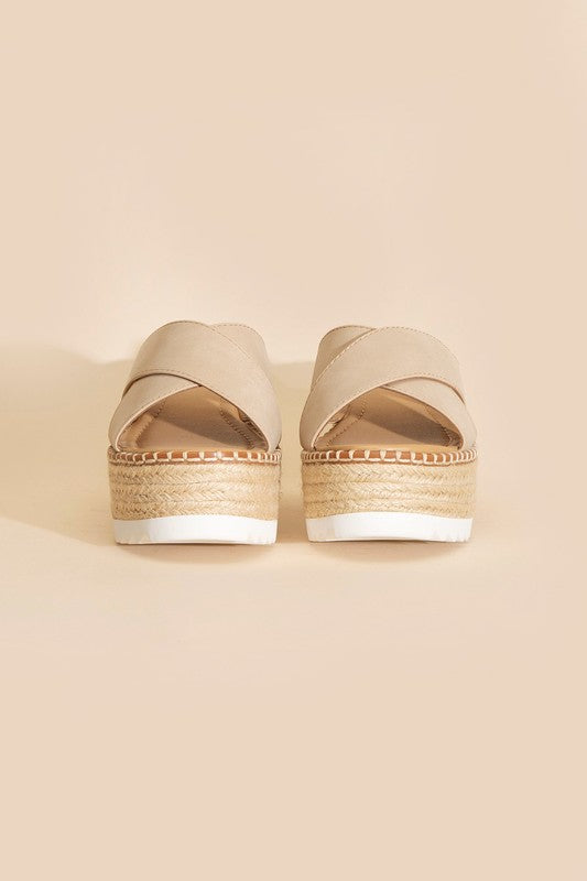HEIGHT RAFFIA PLATFORM SLIDES
