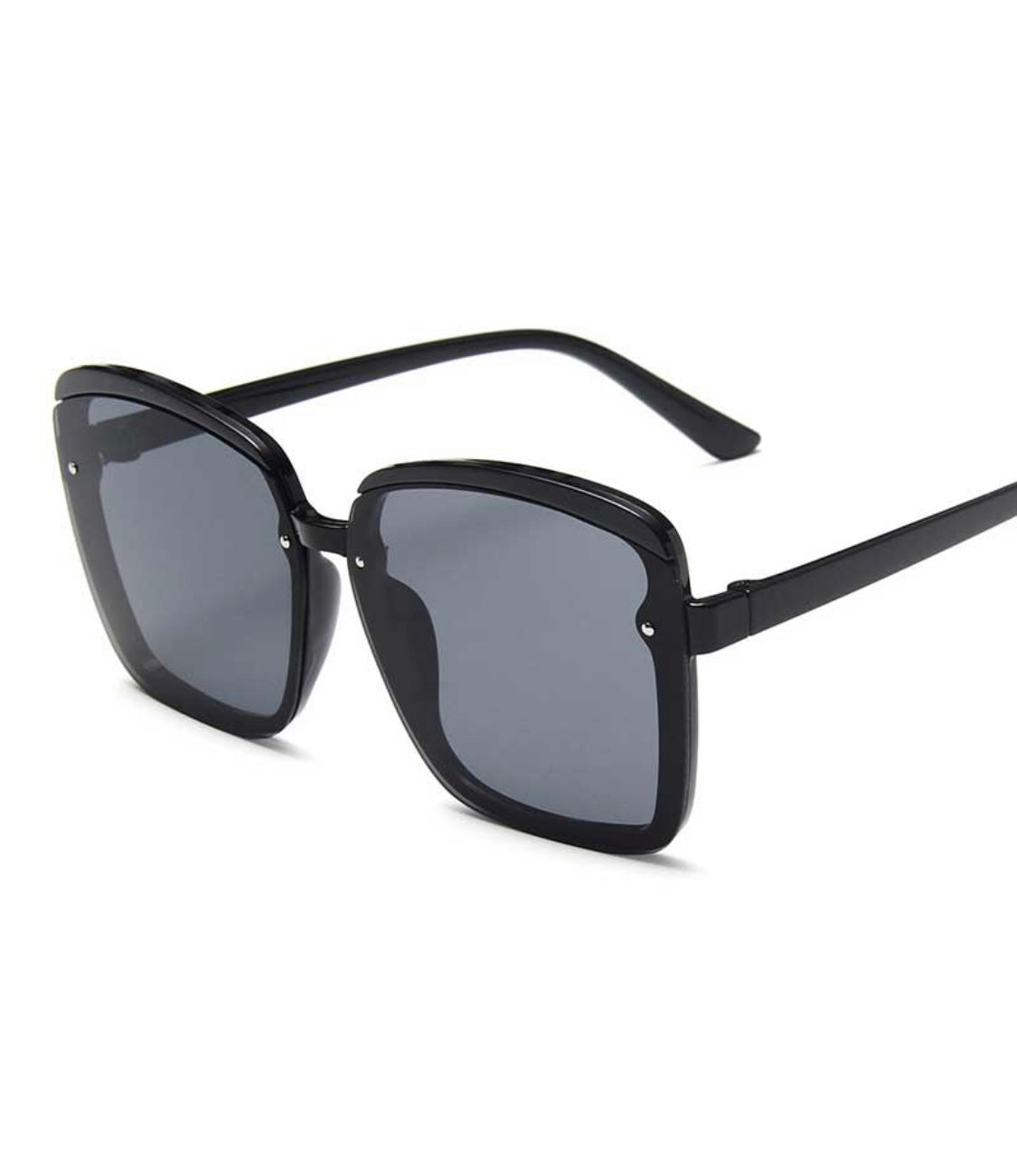 Trendy Large Framed Sunglasses