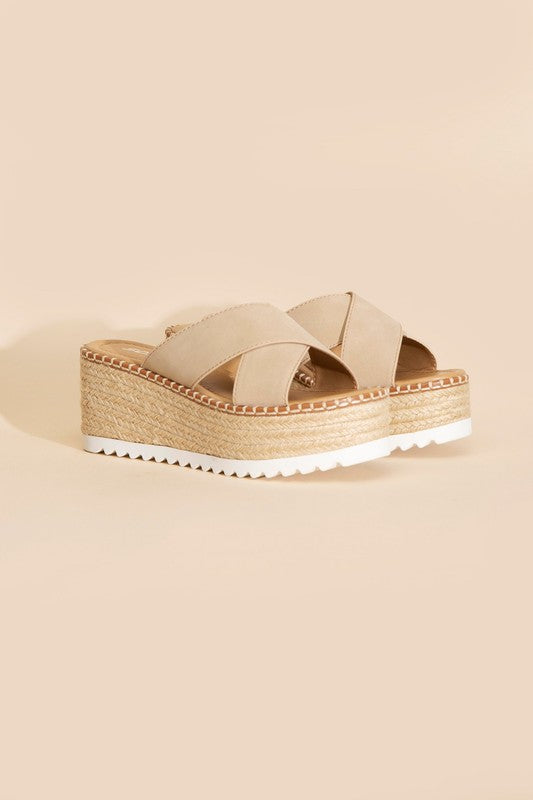 HEIGHT RAFFIA PLATFORM SLIDES