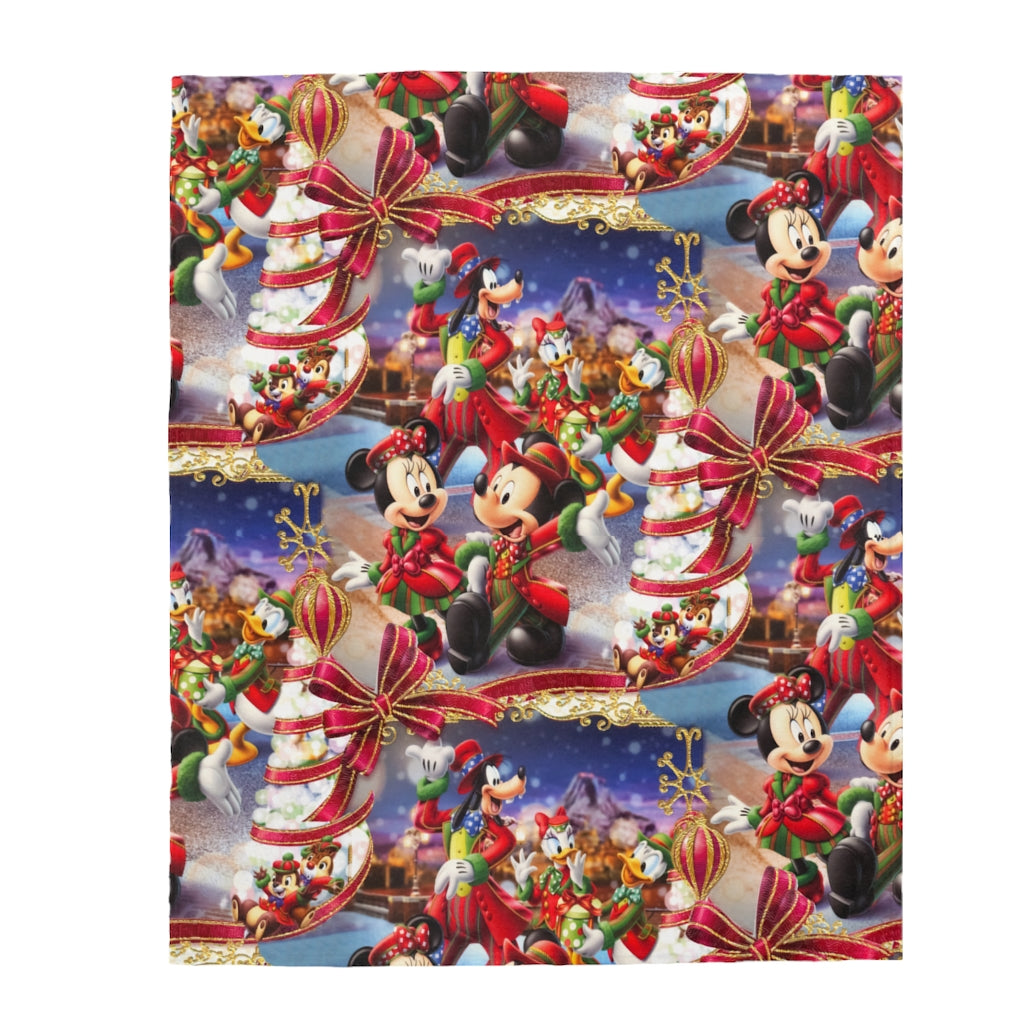 Minnie & Mickey Velveteen Plush Blanket