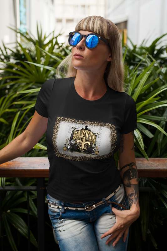 Saints Softstyle Graphic T-Shirt